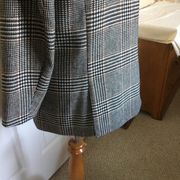 New H&M  Blazer - Picture 4 of 11